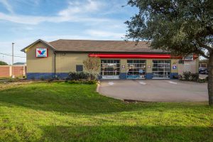 Great Auto  Service Centers in Pitstop Xpress